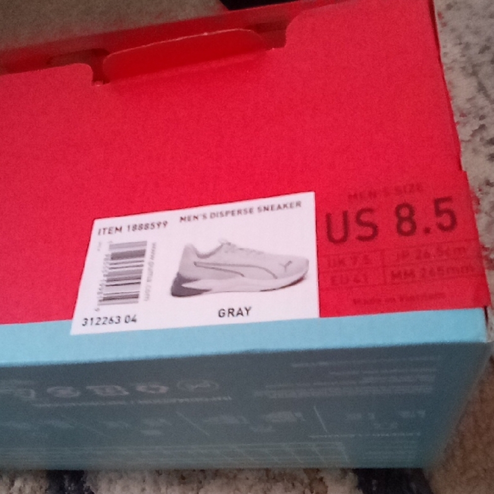 Puma White and Gray Athletic Sneakers - Picture 2 of 8